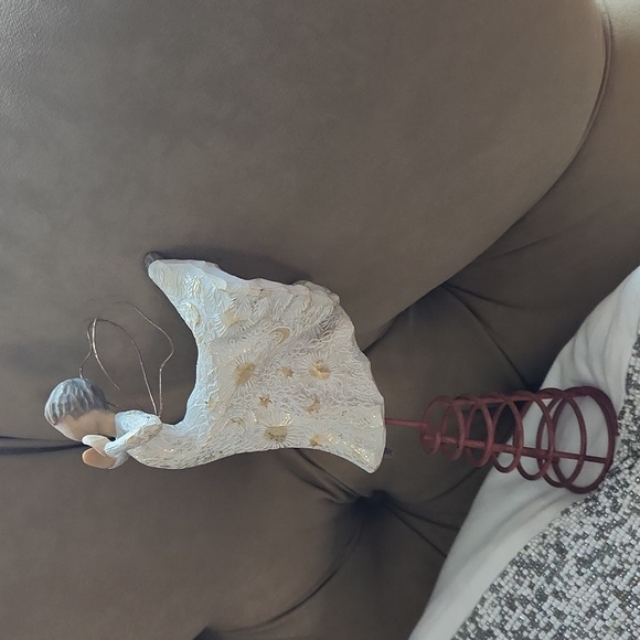 Willow Tree, Song of Joy Tree Topper - Picture 10 of 13